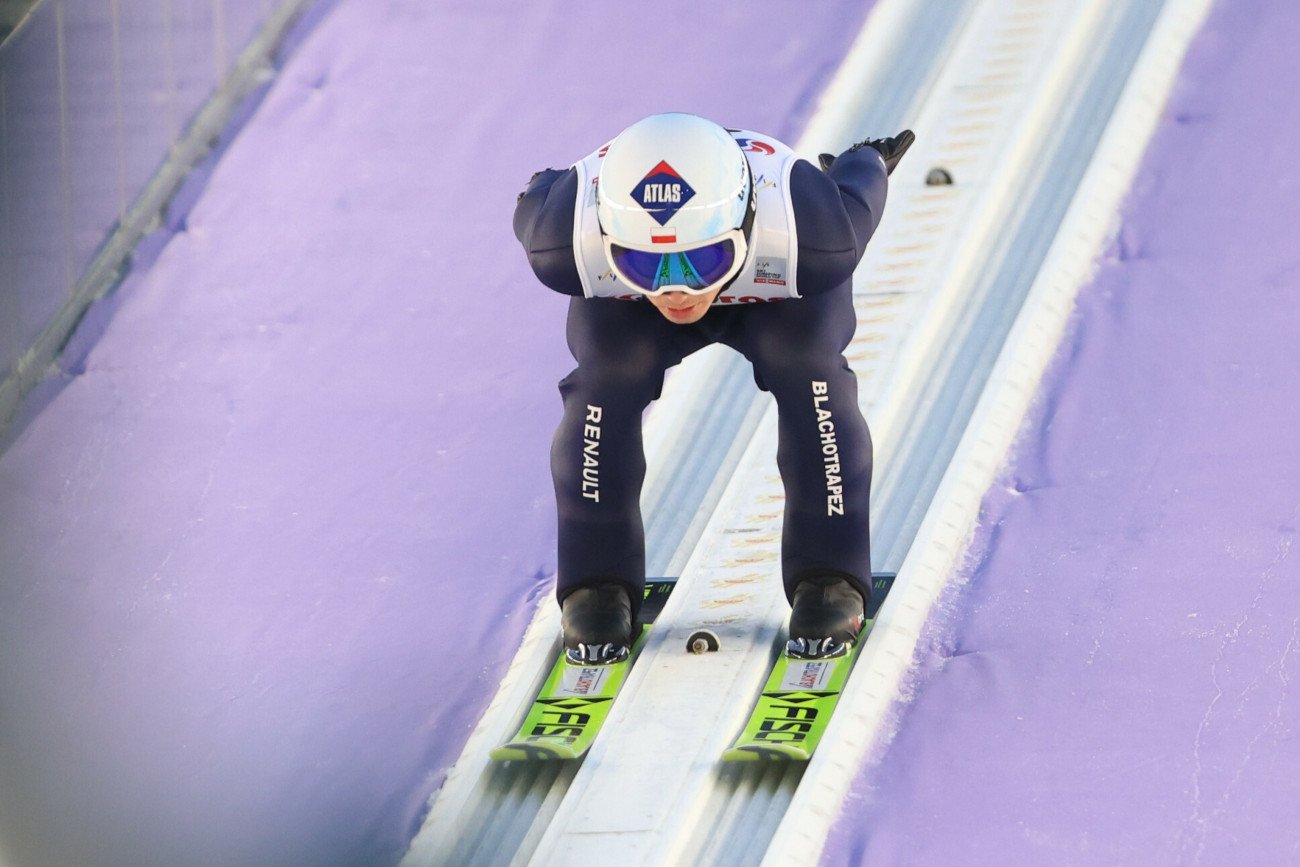 Kamil Stoch przełamał niemoc, stając po raz pierwszy w tym sezonie na podium w zawodach Pucharu Świata.