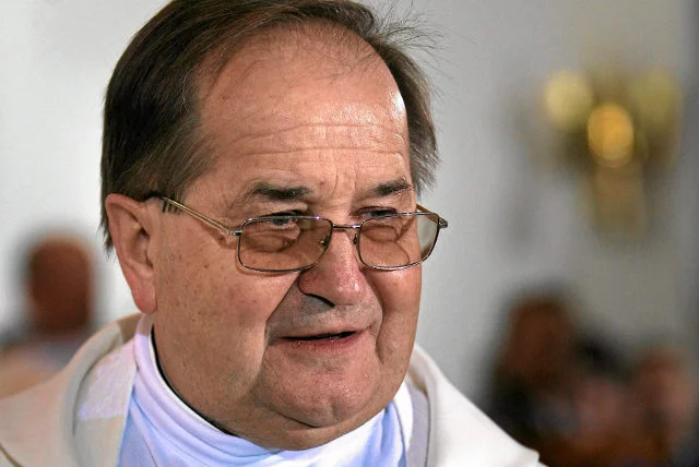 O. Tadeusz Rydzyk podkreśla, że Jan Paweł II wspierał Radio Maryja