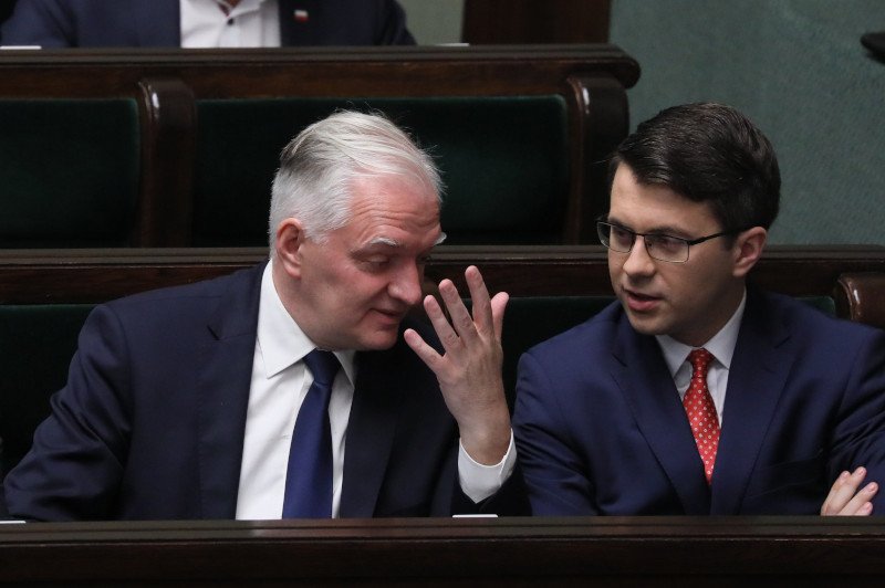 W partii Gowina zapanowała konsternacja po złożeniu przez PiS projektu ustawy dot. zniesienia 30-krotności ZUS.
