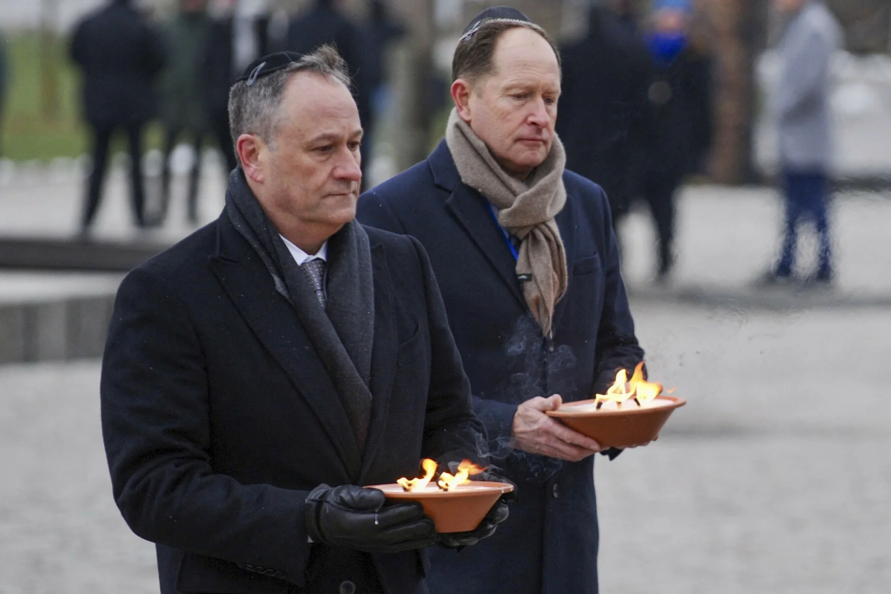 Douglas Emhoff podczas wizyty w Polsce.