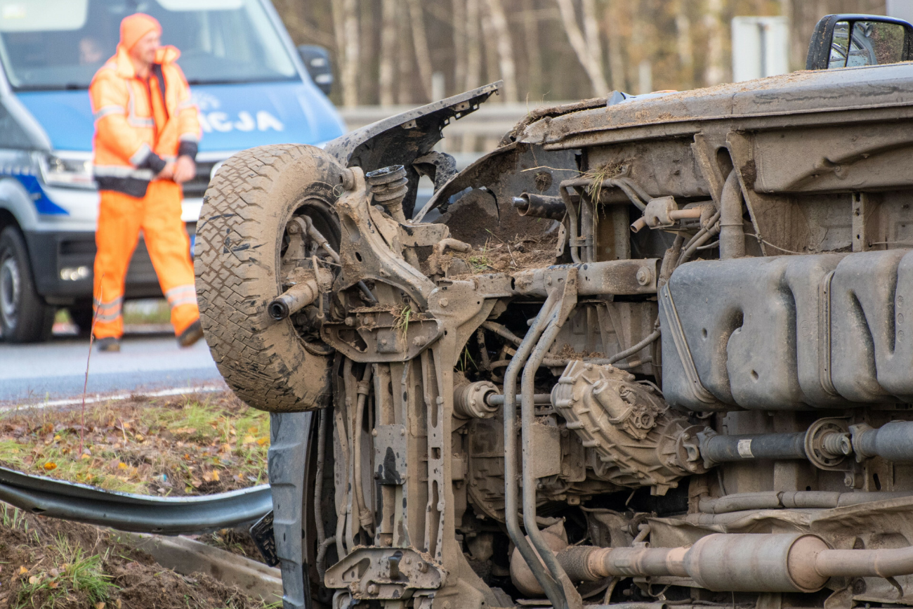 Wypadek żołnierzy służb specjalnych na A1. Są ranni