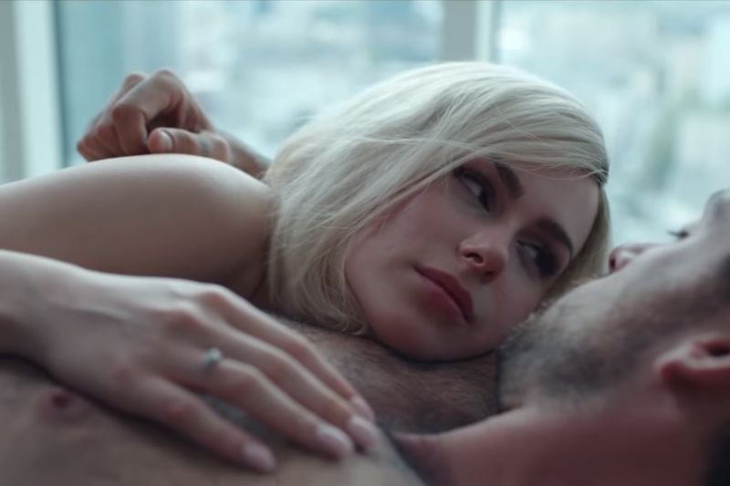 Film erotyczny trafi do kin przed Walentynkami.