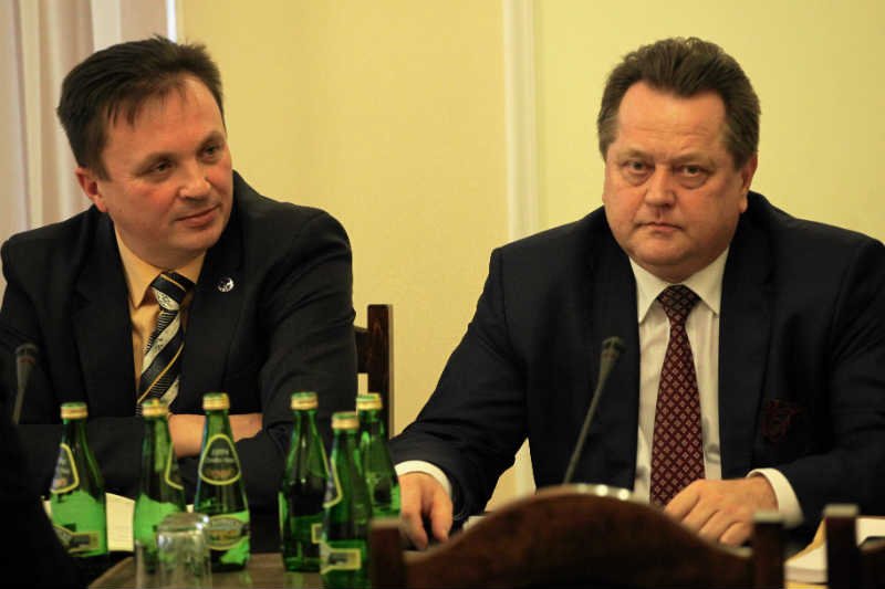 Szef BOR nie musiał zdawać testów sprawnościowych. Zwolnił go z nich wiceszef MSWiA Jarosław Zieliński.