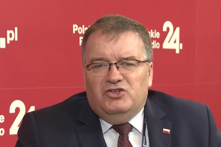 Andrzej Dera uważa, że nie ma sensu ścigać wiekowych pedofilów. Pracownik prezydenckiej kancelarii skomentował głośny dokument braci Sekielskich "Tylko nie mów nikomu".