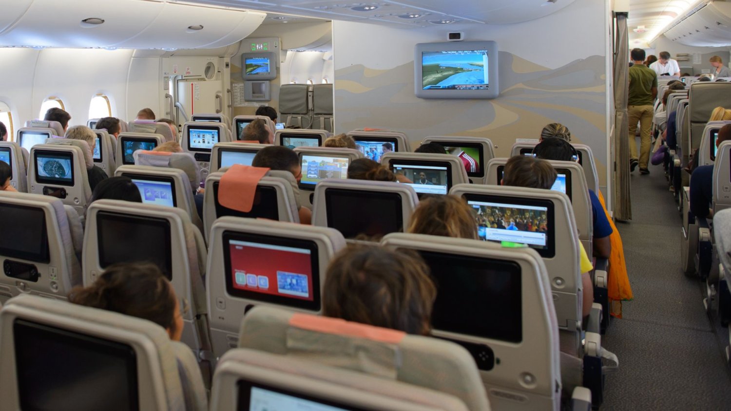 AI i iPad walczą z najstraszniejszym momentem lotu. Pasażerowie nie mają o tym pojęcia