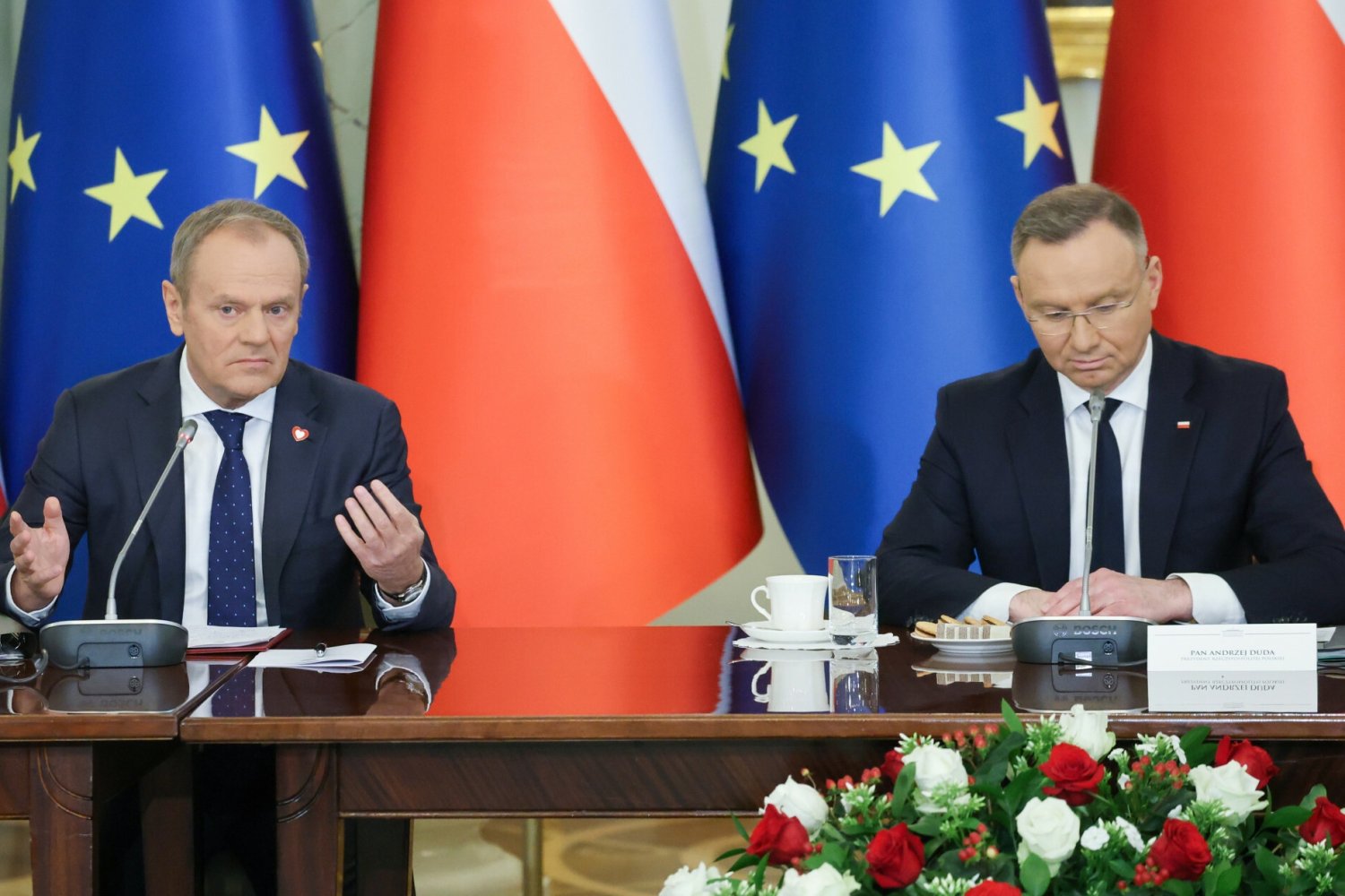 Donald Tusk zmienił temat Rady Gabinetowej. Zaczął od Pegasusa.
