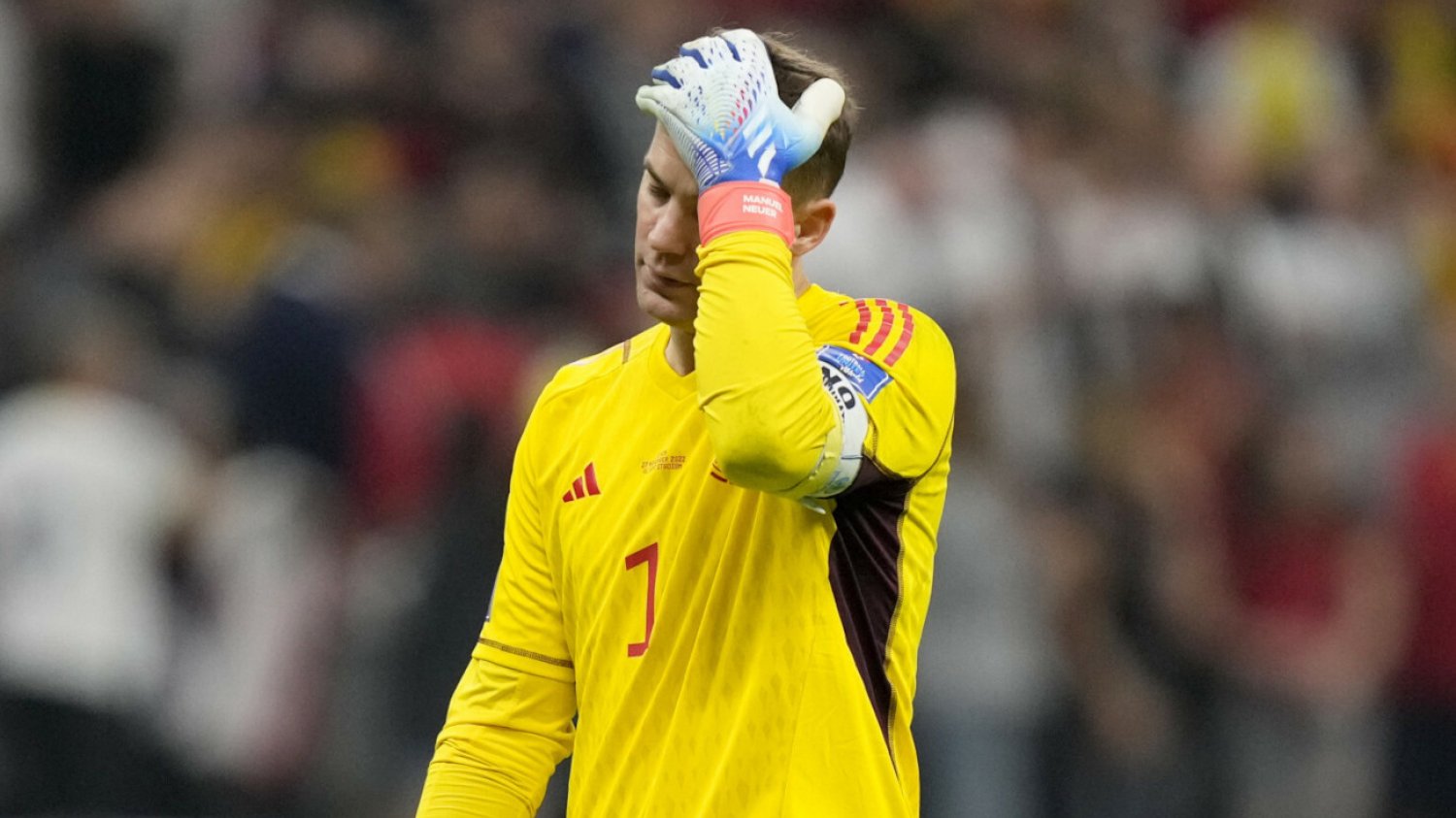 Mauel Neuer na początku grudnia 2022 roku doznał poważnego urazu, w trakcie wypadu na narty.