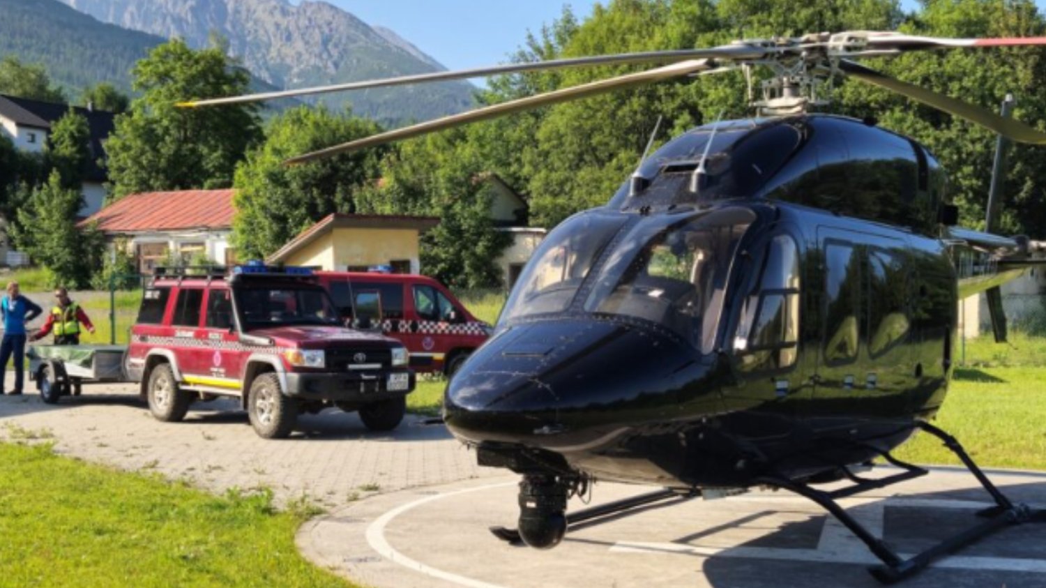 Tragiczne doniesienia ze Słowacji. Dwóch polskich turystów nie żyje Słowackie Tatry miejscem tragedii. Dwóch turystów z Polski nie żyje