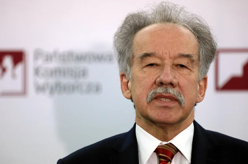 – Obowiązek prowadzenia transmisji z lokali wyborczych jest sprzeczny z przepisami RODO – mówił szef Państwowej Komisji Wyborczej, Wojciech Hermeliński.