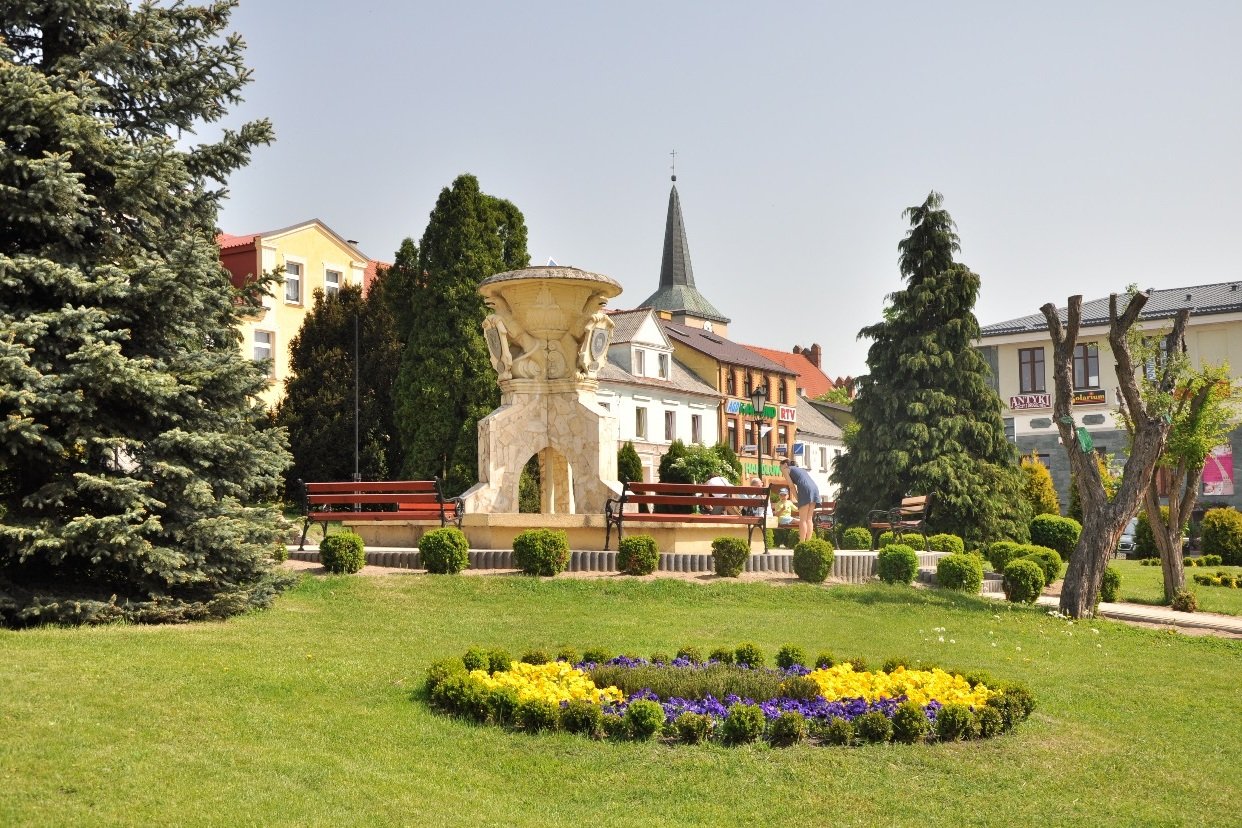 Rewitalizacja rozpoczęła się od rynku - miasto liczy na przyciągnięcie turystów spragnionych cichej małej mieściny.