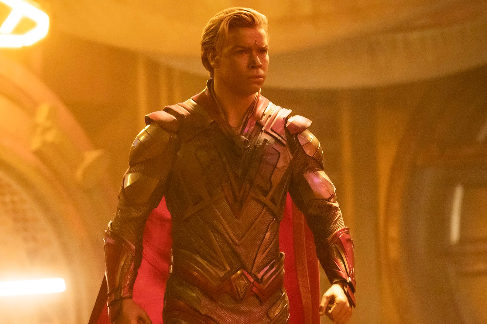 Will Poulter jako Adam Warlock w filmie "Strażnicy Galaktyki 3".