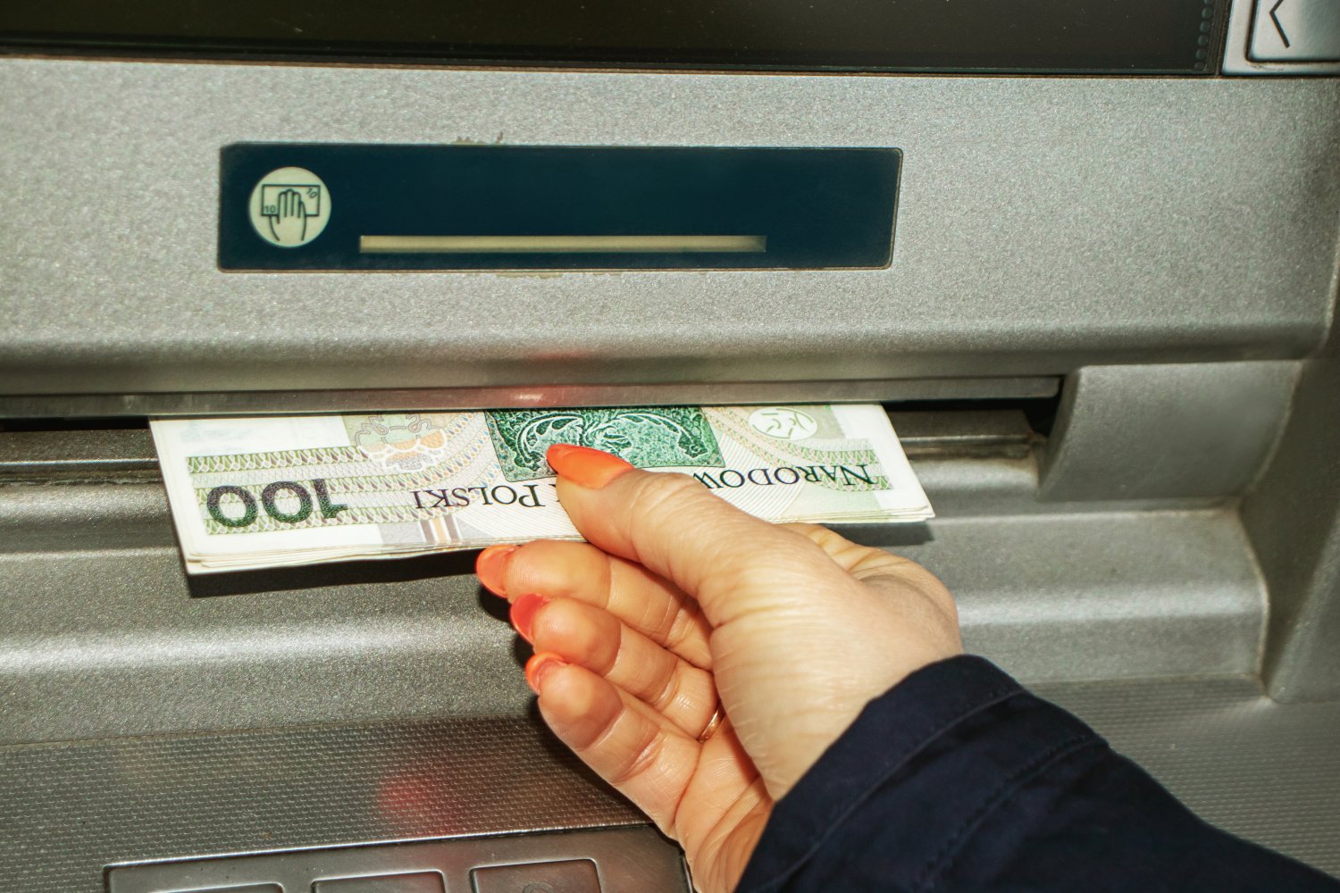 Nowe limity wypłat w bankomatach znanej sieci. Od 2 marca na innych zasadach