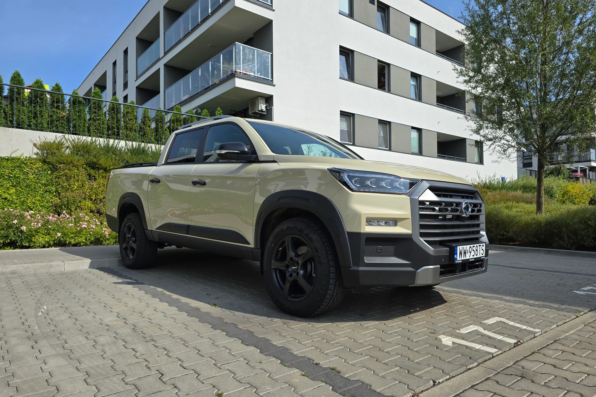 SsangYong Musso Grand