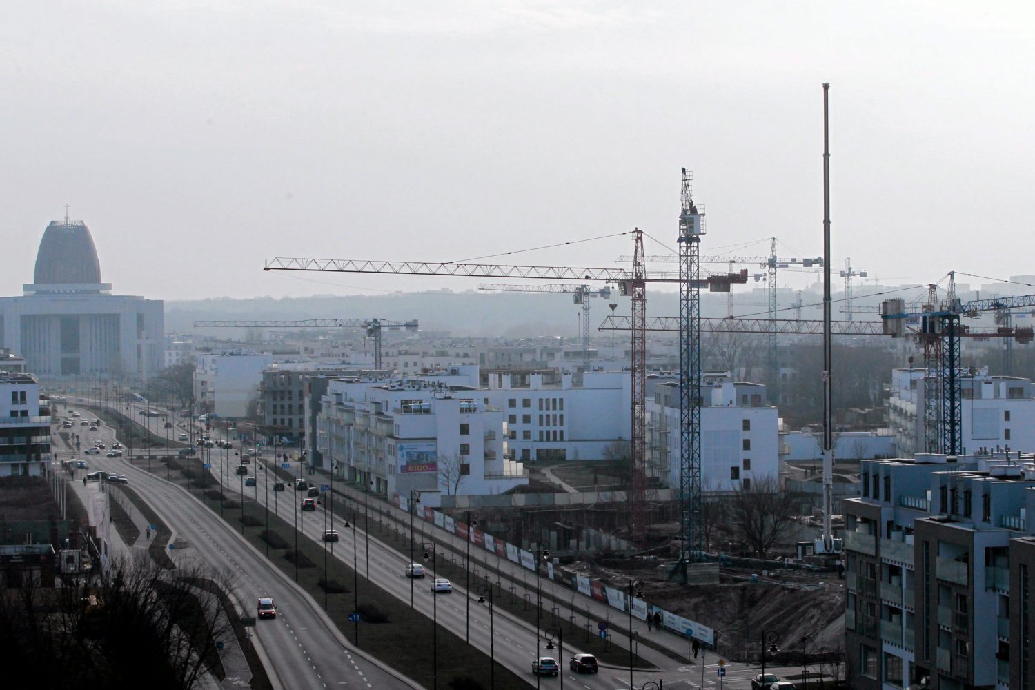 W Warszawie nowe osiedla rosną jak grzyby po deszczu