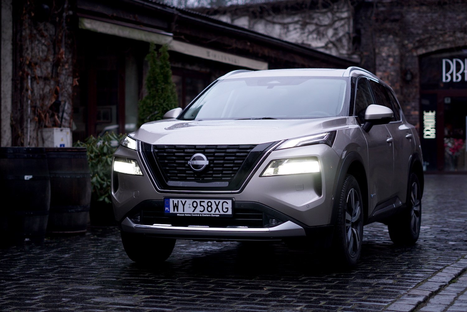 Nissan X-Trail – jak jeździ? Sprawdziliśmy go w długiej trasie.