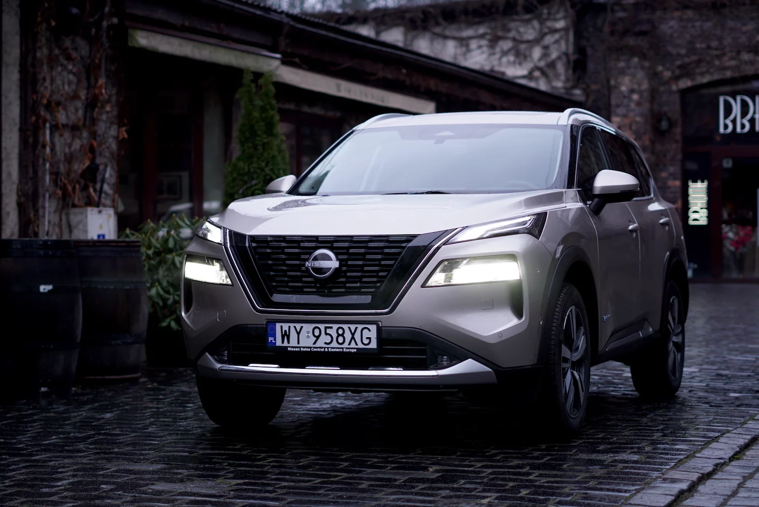Nissan X-Trail – jak jeździ? Sprawdziliśmy go w długiej trasie.