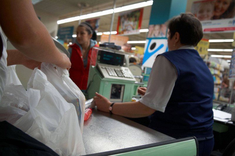 Jestem potencjalnym klientem, a nie złodziejem! Przestańcie traktować nas tak, że czujemy się w sklepach jak przestępcy