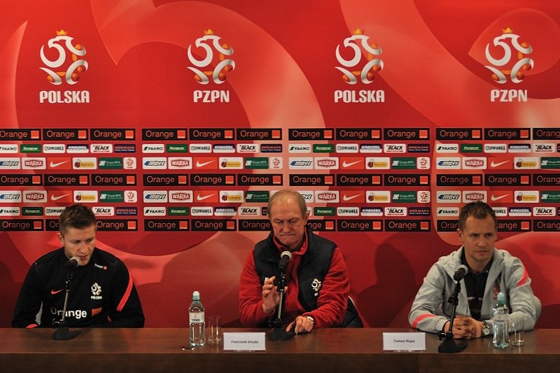 Od lewej: Jakub Błaszczykowski, Franciszek Smuda, Tomasz Rząsa.