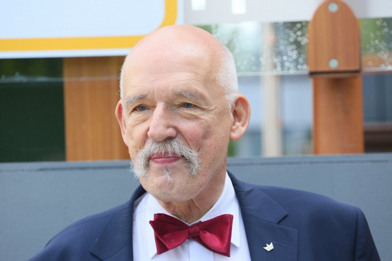 Poparcie dla Konfederacji wzrasta.