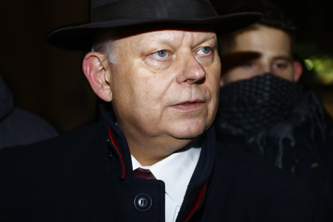 Burzliwe posiedzenie rady programowej Polskiego Radia. "Marek Suski założył kapelusz i wyszedł"