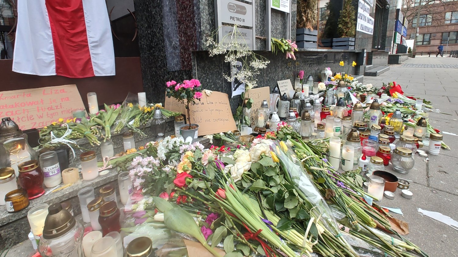 Warszawa, ul. Żurawia – miejsce, w którym została zgwałcona 25-letnia Liza