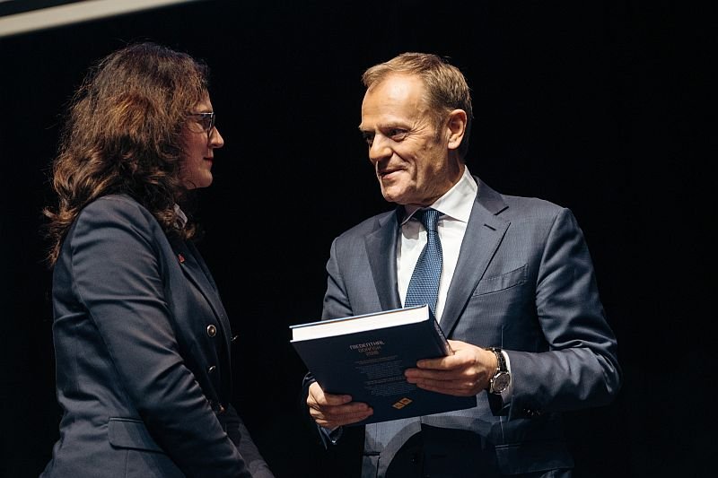 W środę Donald Tusk pojawił się na spotkaniu z sympatykami w ECS w Gdańsku.