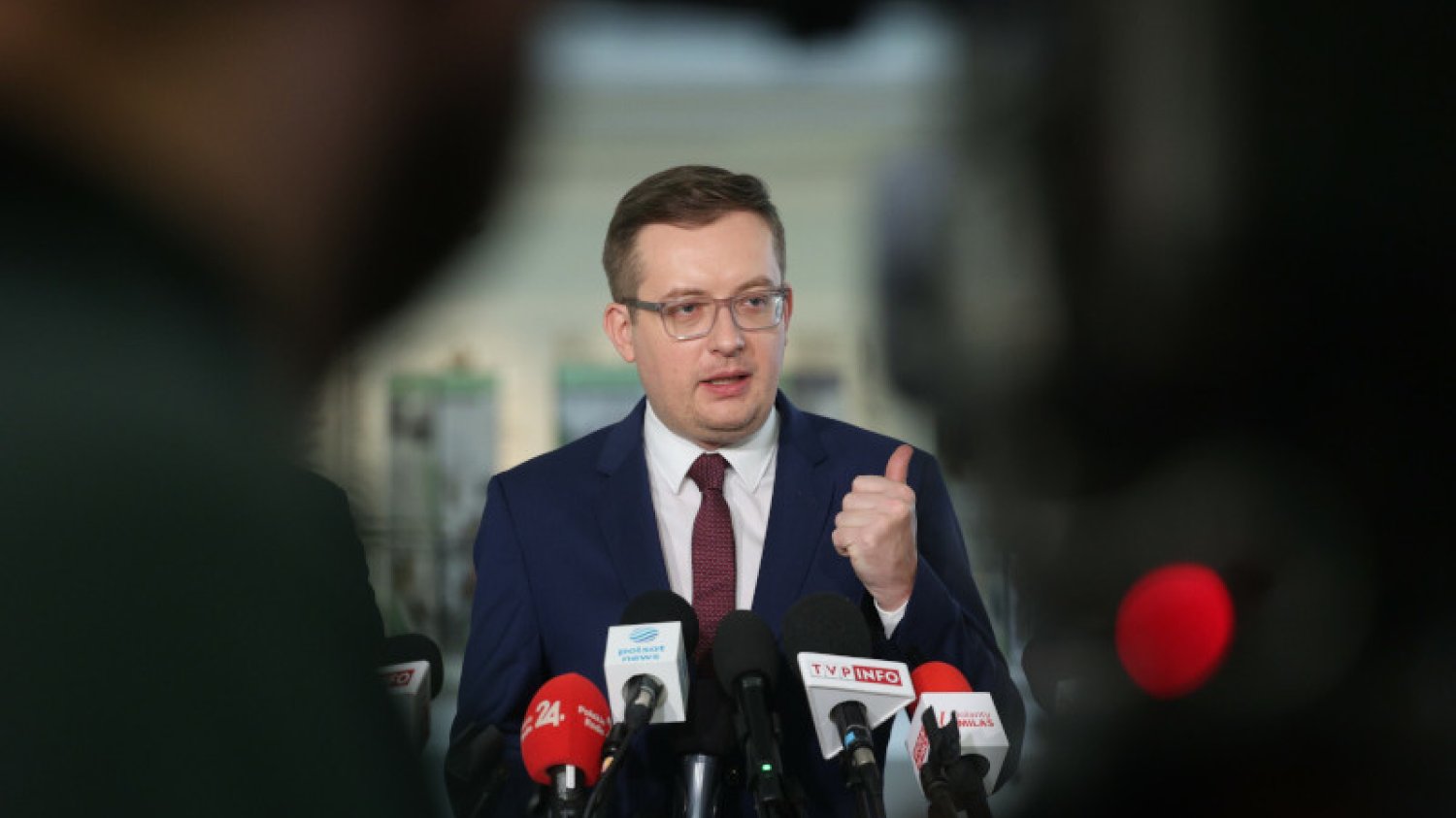 Przeciwko akcesji Szwecji i Finlandii do NATO był tylko poseł Konfederacji Robert Winnicki
