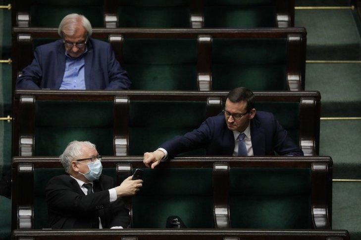 Parlament Europejski przygotował krytyczny wobec Polski raport