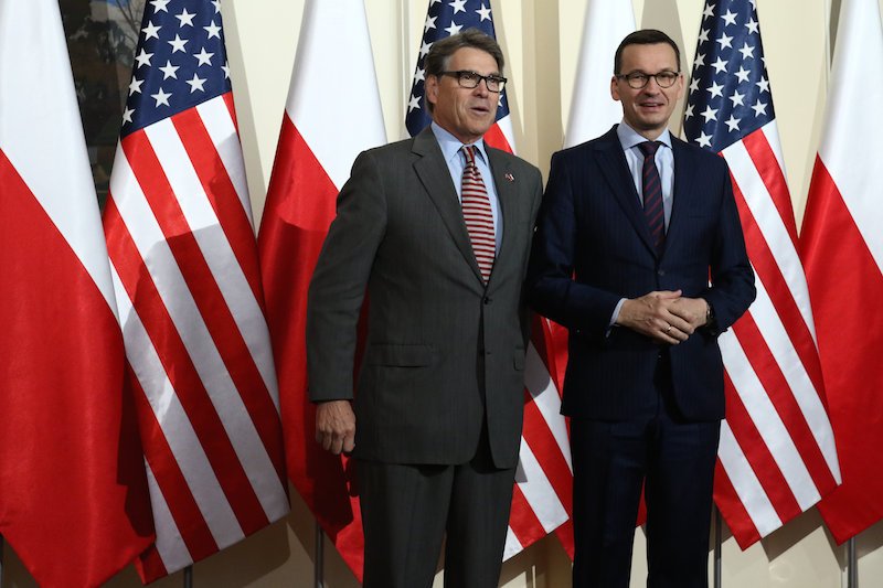 Polacy mieli odmówić Amerykanom. Sekretarz energii USA bez ochrony SOP.
