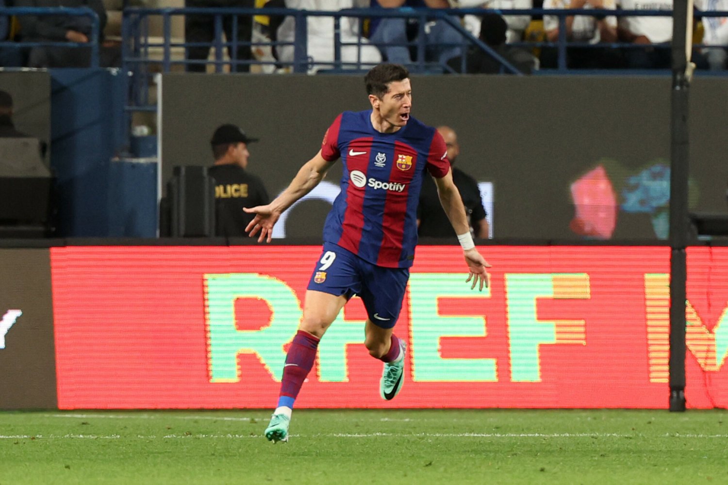 Ależ bomba Lewandowskiego! Niesamowity gol reprezentanta Polski