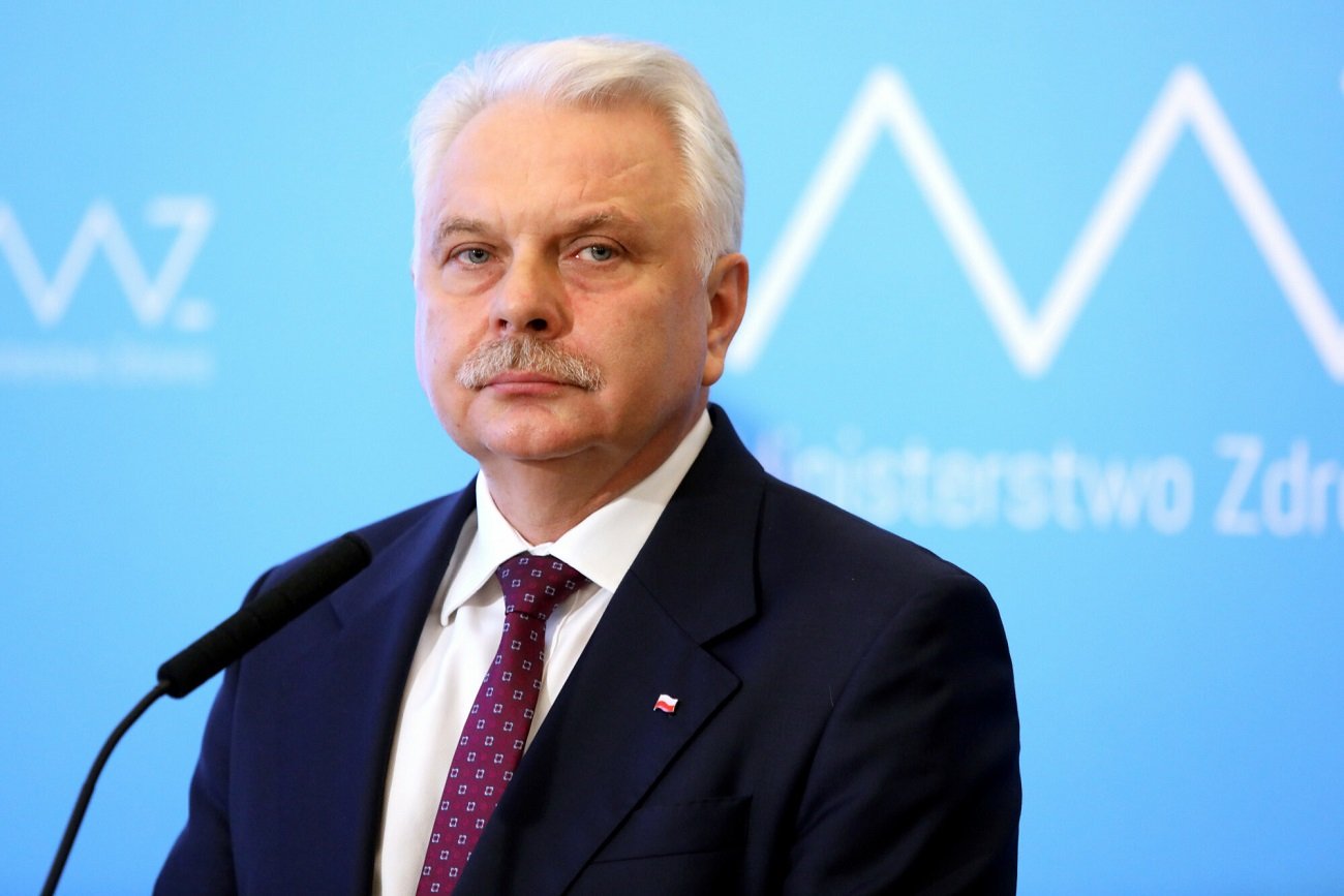 Waldemar Kraska stwierdził, że ewentualne restrykcje zależą od przebiegu akcji szczepień na covid-19.