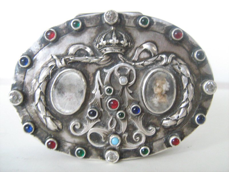 Tabakierka srebrna oznaczona puncami Faberge