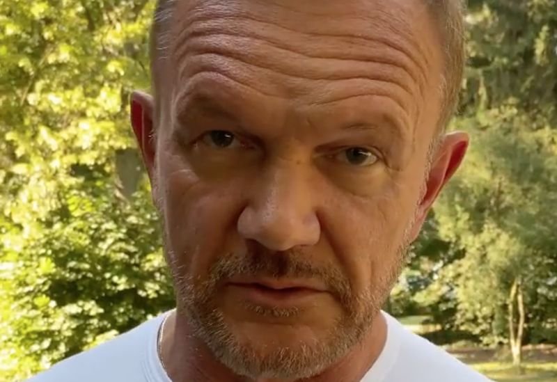 Cezary Pazura prostuje manipulacje po artykule TVP Info.