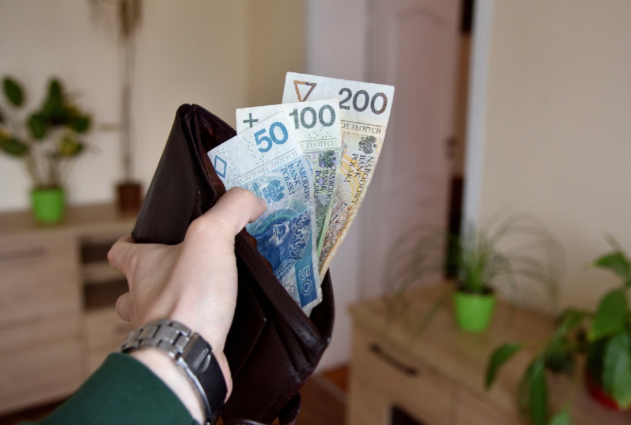 Tyle chce zarabiać pokolenie Z. Dla niektórych 7,5 tys. zł to mało.
