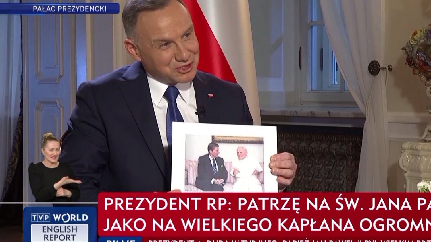Andrzej Duda w TVP o Janie Pawle II. Wskazał przyczyny "ataków".