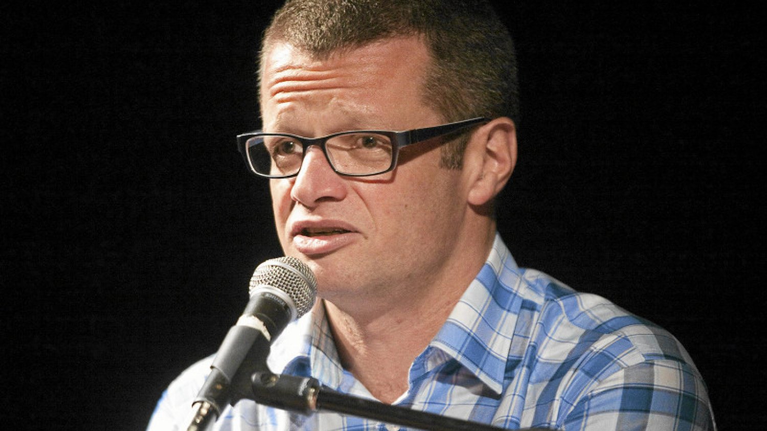 Marcin Meller nazywa książkę "Resortowe Dzieci" "Pudelkiem" i "szambem"