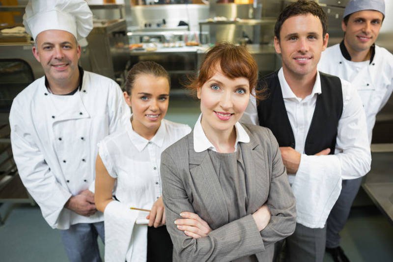 Profesjonalna, dobrze przygotowana obsługa i szefowie kuchni to w Polsce unikat