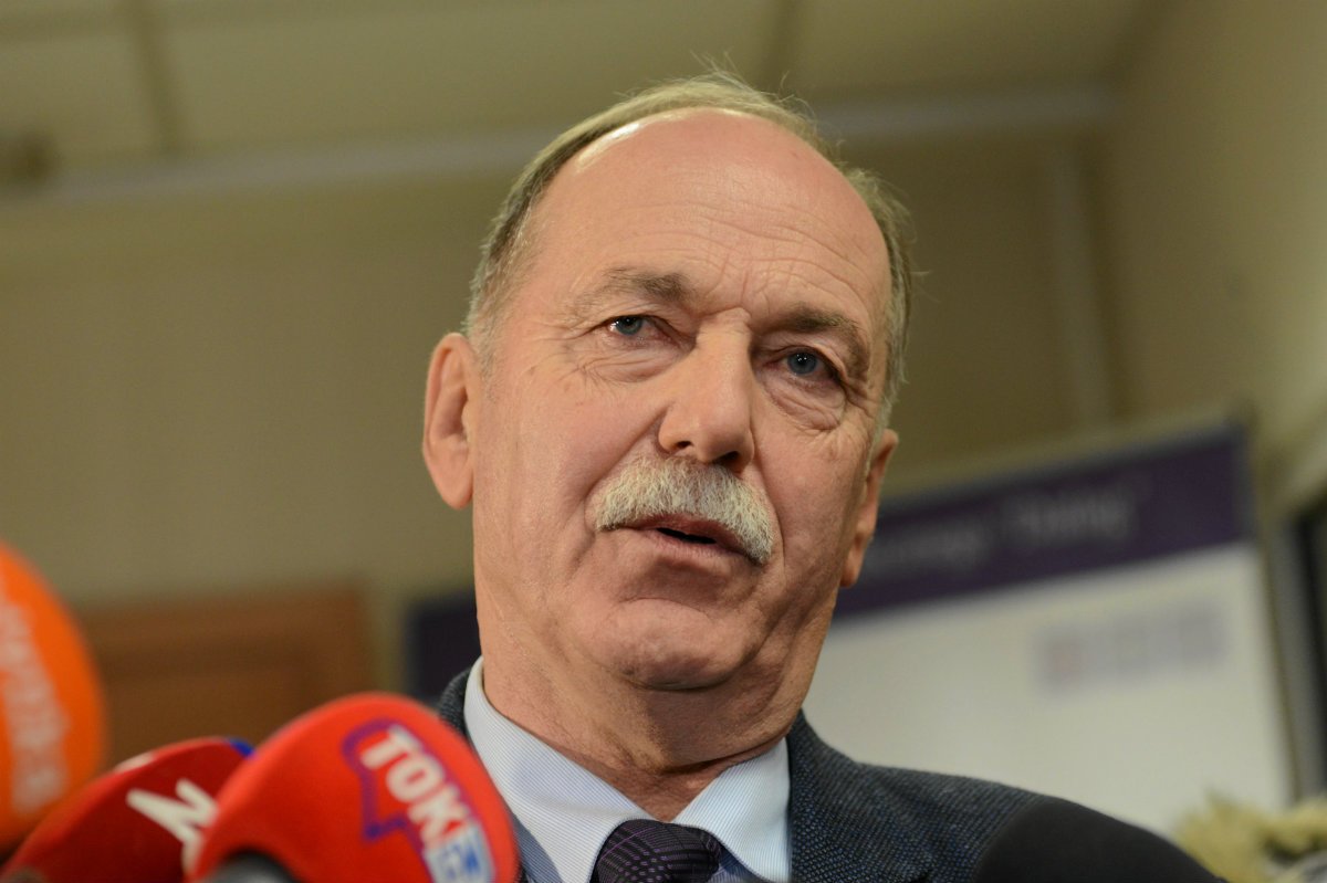 Ryszard Proksa zaapelował do członków oświatowej "Solidarności" o niedołączanie do strajku nauczycieli, który organizują inne centrale związkowe.