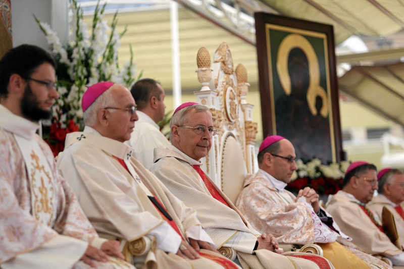 Biskupi chcą, by katolicy mogli w pełni wykorzystywać klauzulę sumienia.