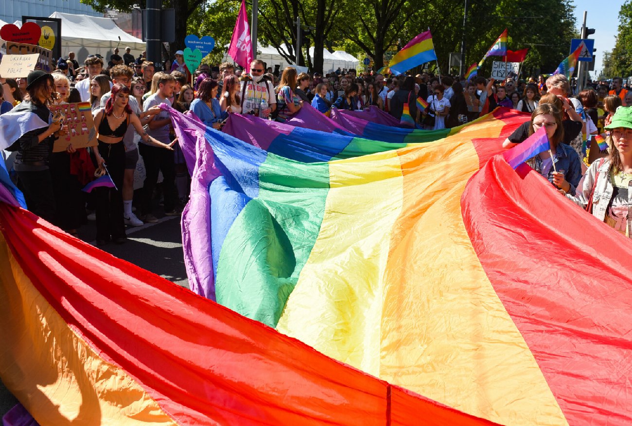Żeby życie miało smaczek? Nawet nie wiecie, jak cierpią osoby bi