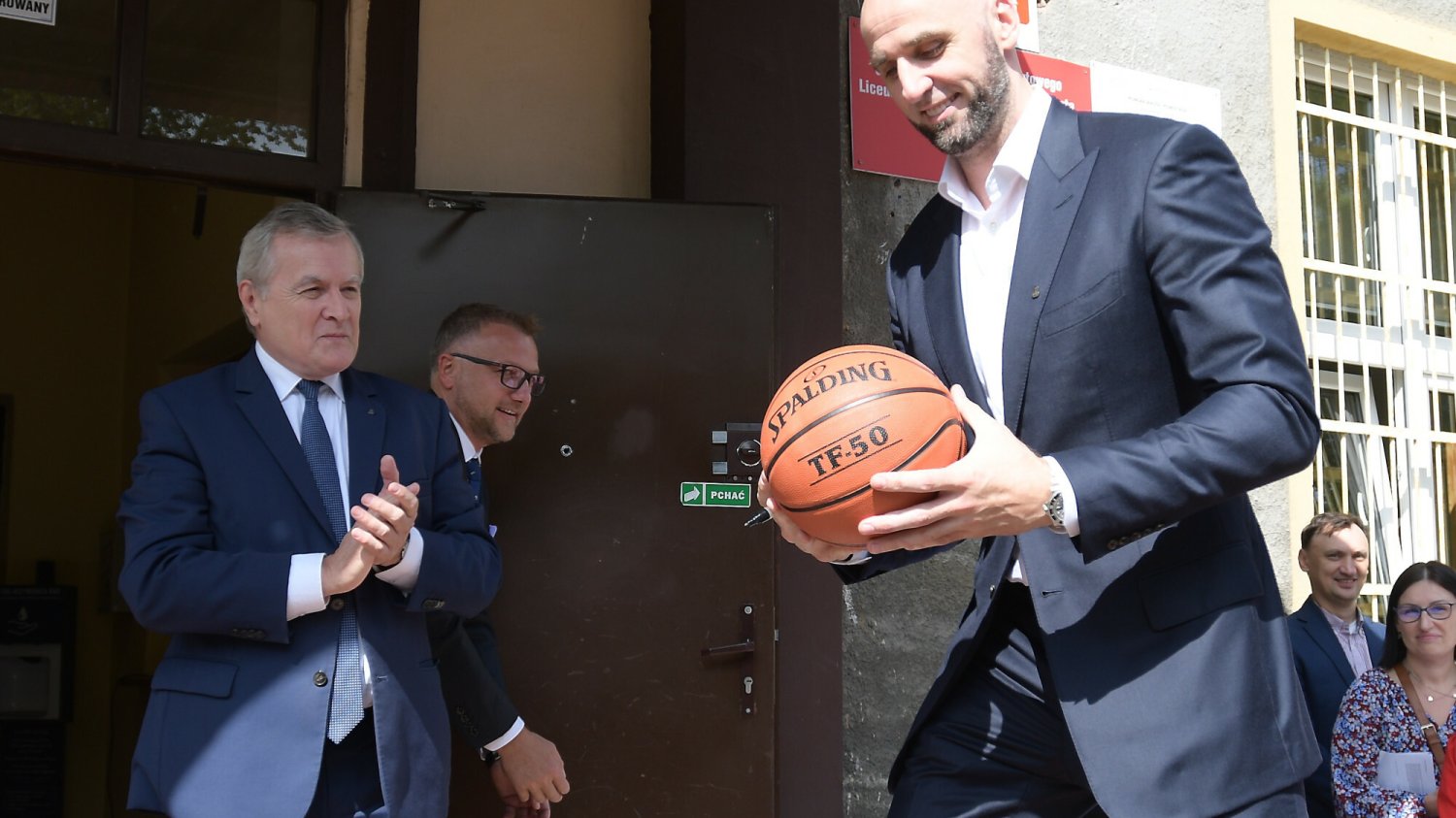 Marcin Gortat stronił od polityki, ale w końcu się złamał. Dlaczego?