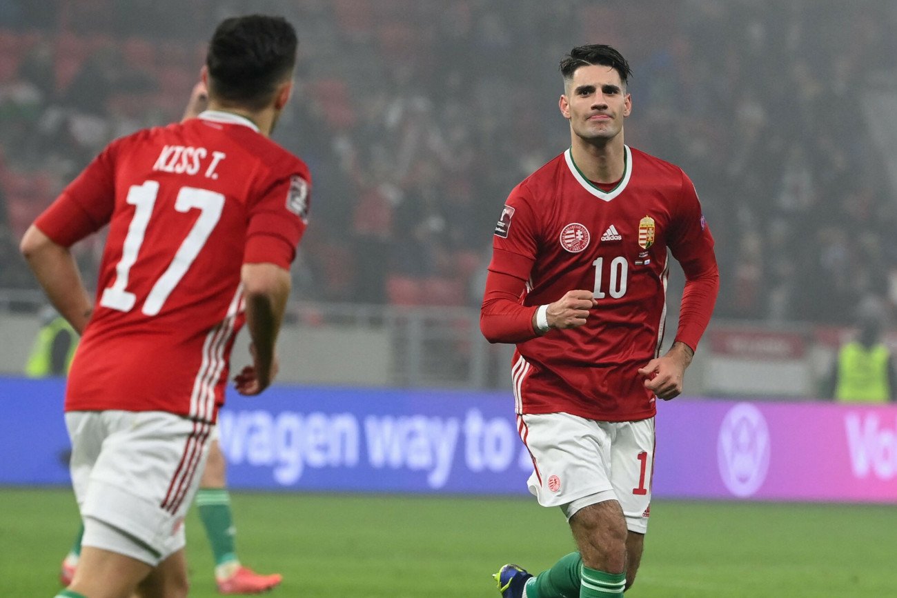 Dominik Szoboszlai to jedna z wiodących postaci reprezentacji Węgier. "Dziesiątki" zabraknie jednak w meczu z Polakami.