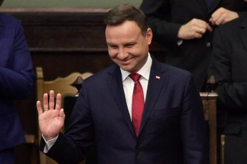 Andrzej Duda kompromituje się jako prawnik?