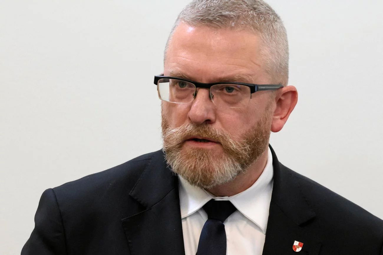 Grzegorz Braun wywołał skandal. Prowadzący aż przerwał rozmowę.