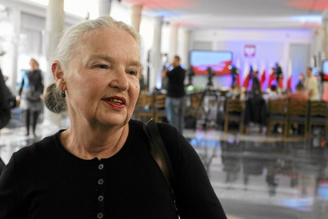 Jadwiga Staniszkis tym razem chwali PiS.