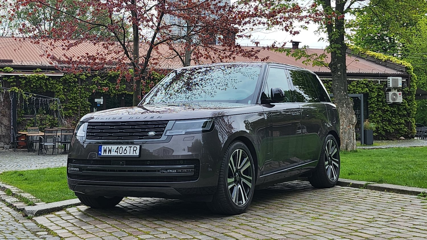 Nowy Range Rover naprawdę imponuje!