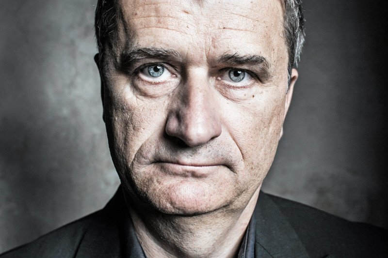 Przy Januszu Palikocie została już tylko garstka najwierniejszych działaczy.