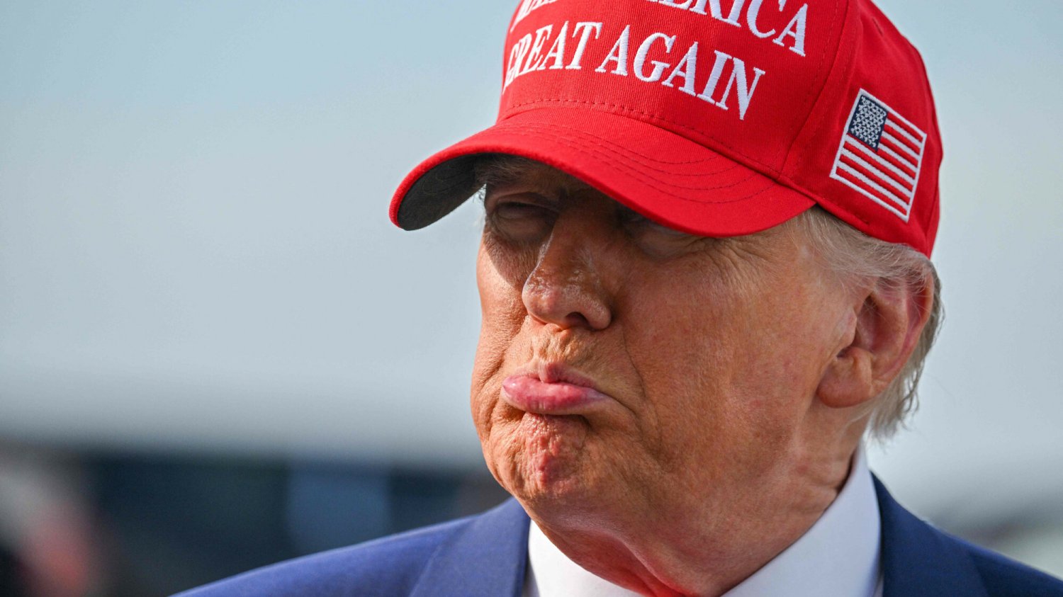 Wszyscy łapią się za głowę po słowach Trumpa. Tak Amerykanie ocenili go po miesiącu Nowy sondaż z USA. Tak Amerykanie ocenili Trumpa po miesiącu