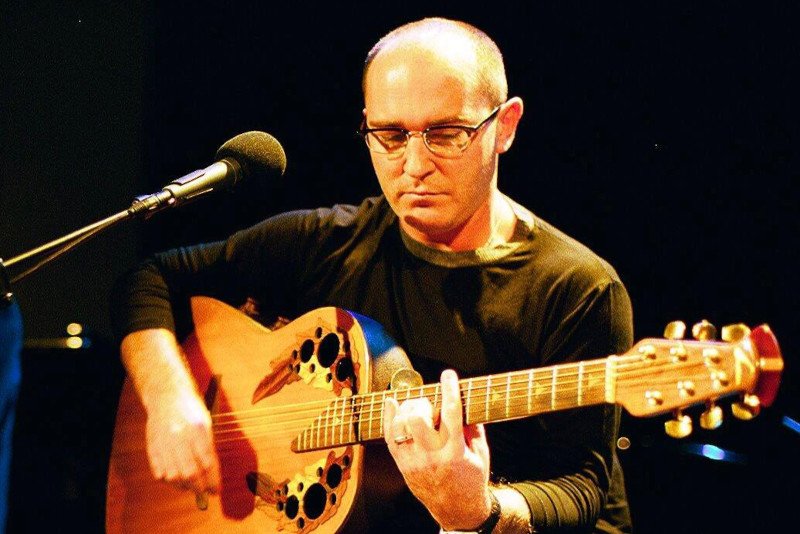 "Nie jestem "obsraną gwiazdą", która płacze, że ma źle" – mówi Andrzej Krzywy