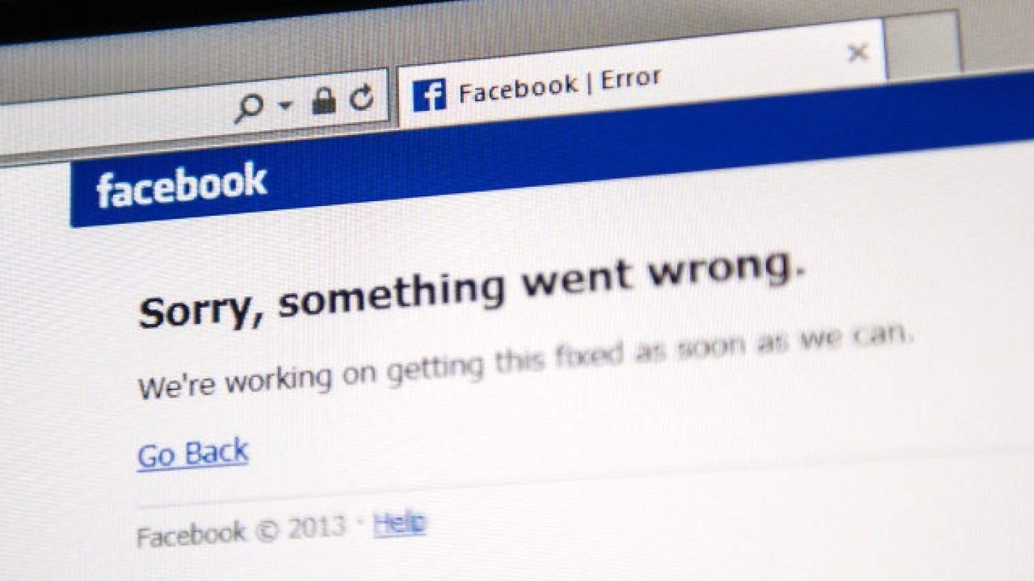 Kolejna awaria Facebooka.